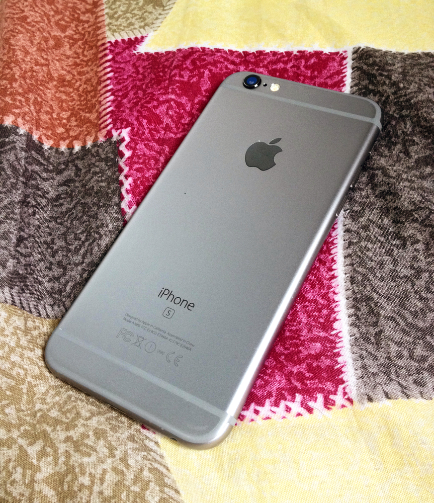 Apple iPhone 6S